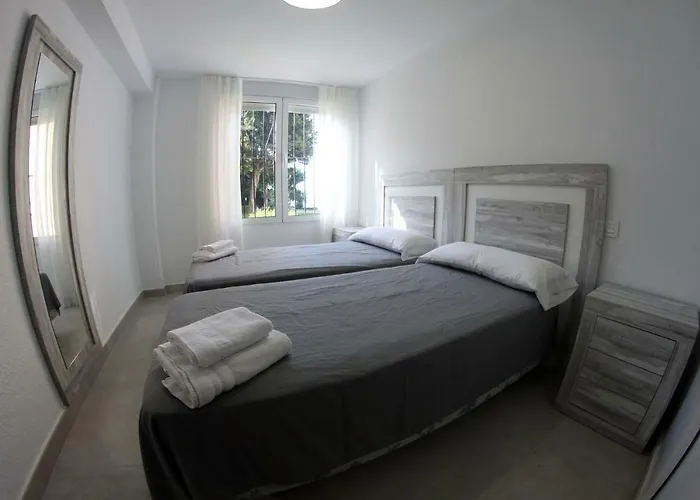 Playa Bella 2-1b Apartment Estepona